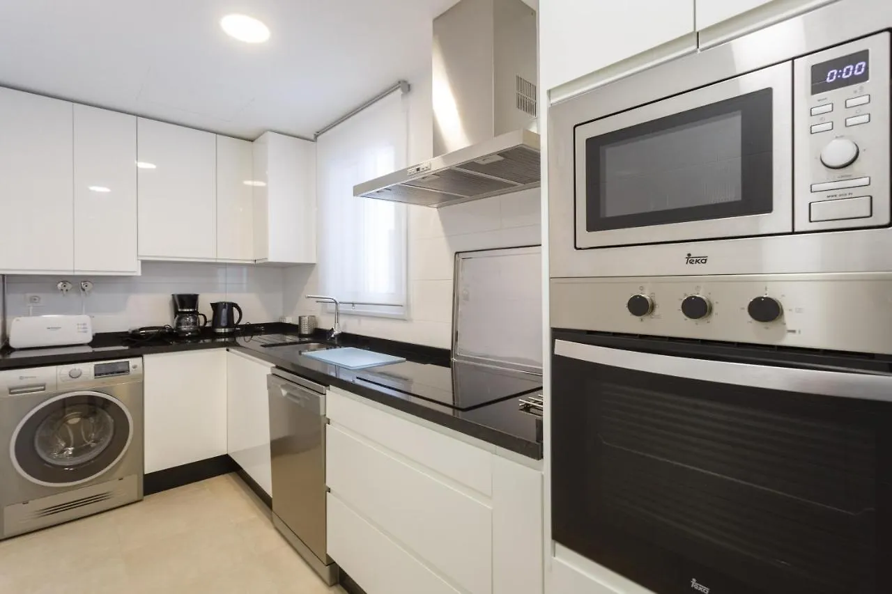 Palmeras-Candor Free Parking By Cadiz4Rentals Rota 0*,