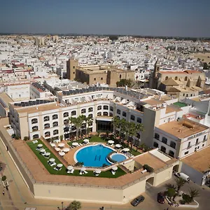 4* Отель Duque De Najera